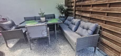 Komplet z technorattanu ze stołem obiadowym Perata Grande Dark Grey