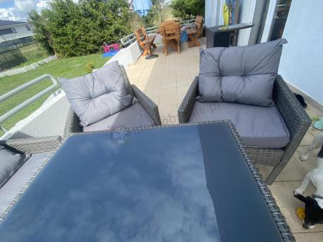 Komplet z technorattanu ze stołem obiadowym Perata Grande Dark Grey