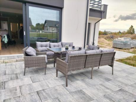 Komplet z technorattanu ze stołem obiadowym Perata Grande Dark Grey