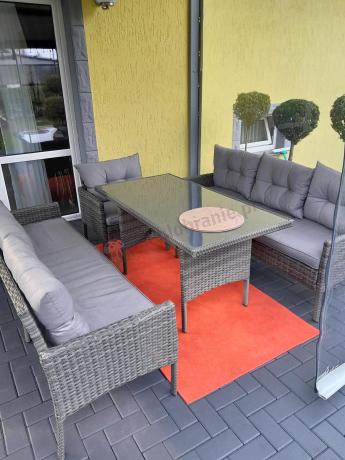 Komplet z technorattanu ze stołem obiadowym Perata Grande Dark Grey