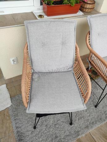 Meble na balkon w bloku z technorattanu boho