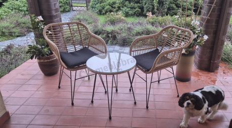 Meble na balkon w bloku z technorattanu boho