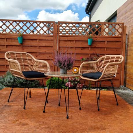 Meble na balkon w bloku z technorattanu boho
