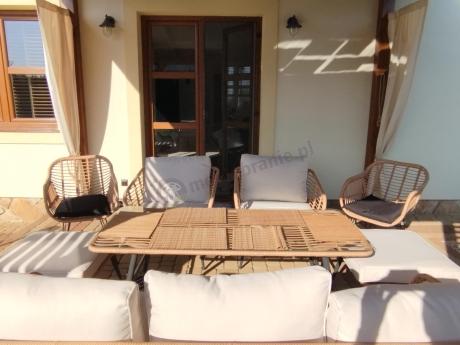 Meble na balkon w bloku z technorattanu boho