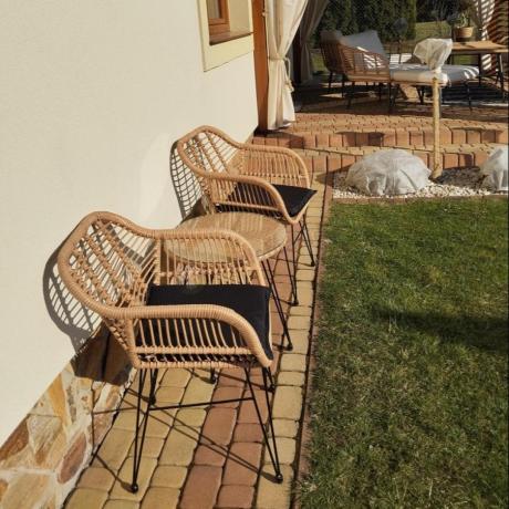 Meble na balkon w bloku z technorattanu boho