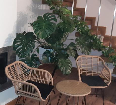 Meble na balkon w bloku z technorattanu boho