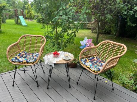 Meble na balkon w bloku z technorattanu boho