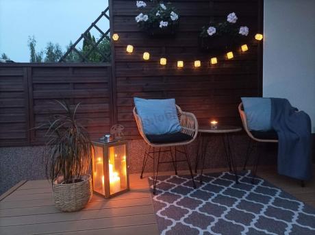 Meble na balkon w bloku z technorattanu boho