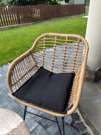 Meble na balkon w bloku z technorattanu boho