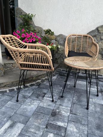Meble na balkon w bloku z technorattanu boho