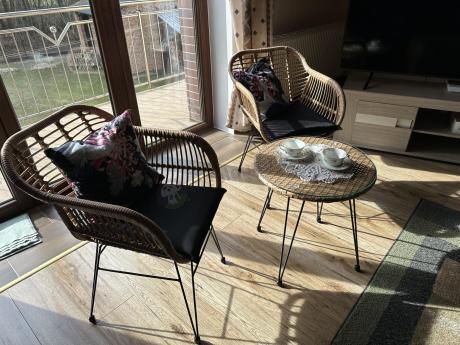 Meble na balkon w bloku z technorattanu boho