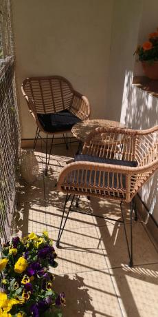 Meble na balkon w bloku z technorattanu boho