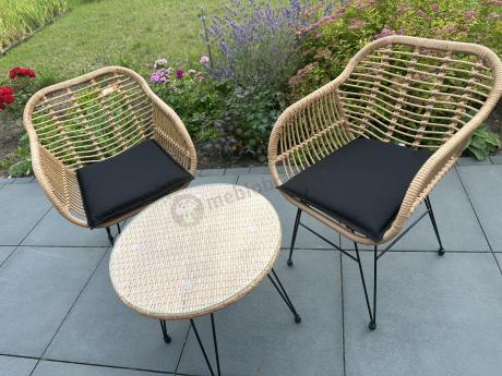 Meble na balkon w bloku z technorattanu boho