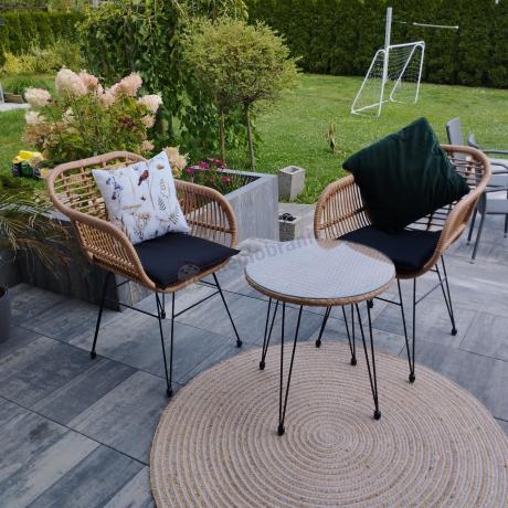 Meble na balkon w bloku z technorattanu boho