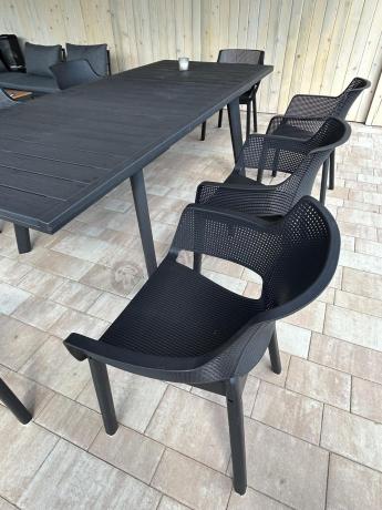 Meble na taras Kantara Modern, stół rozkładany 160-240 cm i 8 sztaplowanych krzeseł