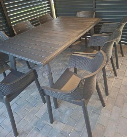 Meble na taras Kantara Modern, stół rozkładany 160-240 cm i 8 sztaplowanych krzeseł