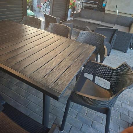 Meble na taras Kantara Modern, stół rozkładany 160-240 cm i 8 sztaplowanych krzeseł
