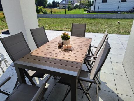 Meble obiadowe dla 10 osób ze stołem 210 i regulowanymi krzesłami Tanami Daven Taupe