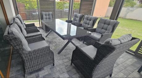 Meble obiadowe na taras - stół 220cm z nogą X + 8 foteli Laritto - Antracyt