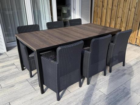 Meble obiadowe na taras Portis Comfort ze stołem 200cm w kolorze orzecha i 6 fotelami