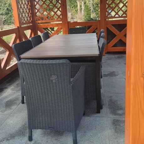 Meble obiadowe na taras Portis Comfort ze stołem 200cm w kolorze orzecha i 8 fotelami