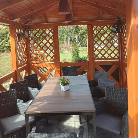 Meble obiadowe na taras Portis Comfort ze stołem 200cm w kolorze orzecha i 8 fotelami