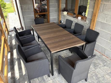 Meble obiadowe na taras Portis Comfort ze stołem 200cm w kolorze orzecha i 8 fotelami