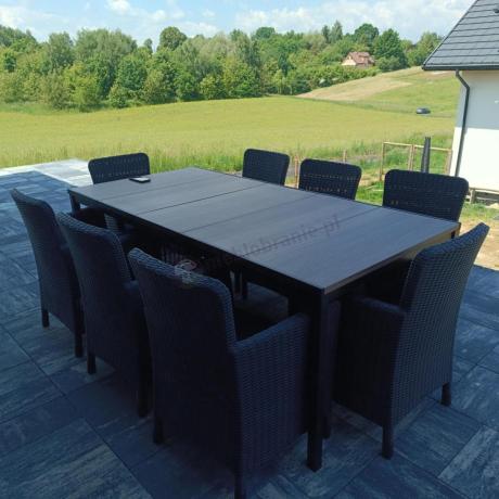 Meble obiadowe na taras Portis Comfort ze stołem 200cm w kolorze orzecha i 8 fotelami