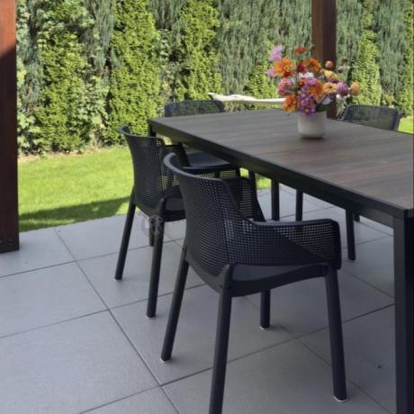 Meble obiadowe na taras Portis ze stołem 200cm w kolorze orzecha i 6 fotelami