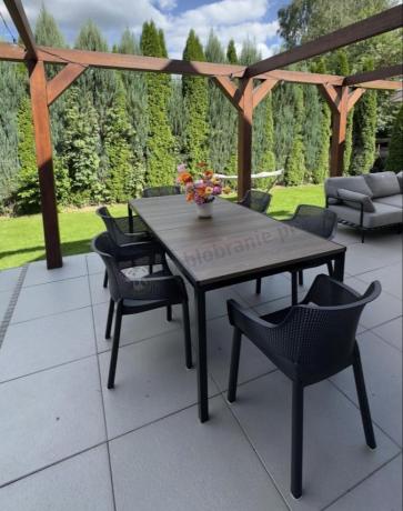Meble obiadowe na taras Portis ze stołem 200cm w kolorze orzecha i 6 fotelami