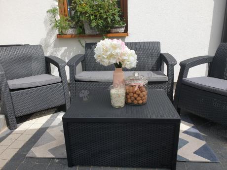 Corfu Box