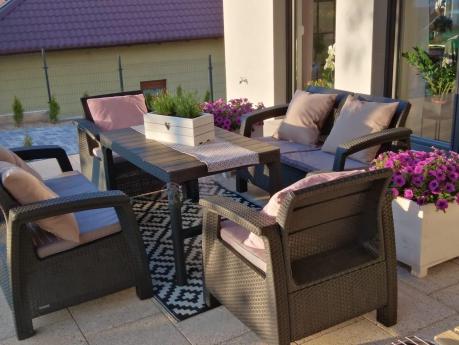 Meble Ogrodowe Corfu Fiesta Lyon z podnoszonym stołem Grafit