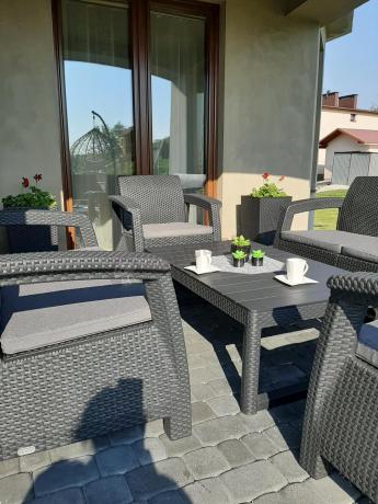 Meble Ogrodowe Corfu Fiesta Lyon z podnoszonym stołem Grafit