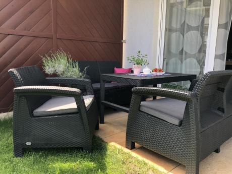 Meble Ogrodowe Corfu Fiesta Lyon z podnoszonym stołem Grafit