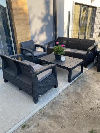 Meble Ogrodowe Corfu Triple Lyon z podnoszonym stolikiem Grafit