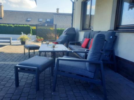 Meble ogrodowe dla 7 osób z regulowanym stolikiem - Tavaro Dining Plus Antracite