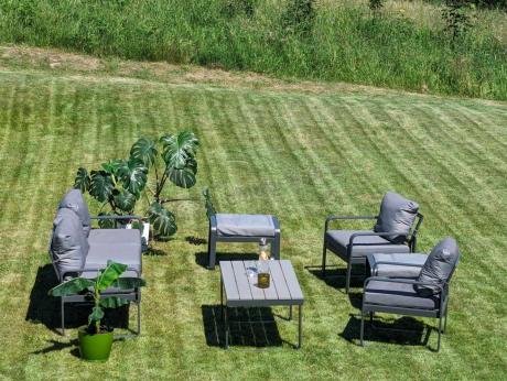 Meble ogrodowe metalowe - sofa 175cm, fotele, pufy i stolik kawowy - Panaon Dining