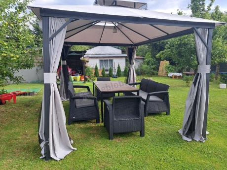 Meble ogrodowe na taras dla 8 osób, 2 sofy, 2 fotele, stół 200cm z drewnianym blatem Meblobranie CFM Plus grafit