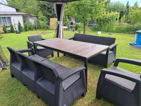 Meble ogrodowe na taras dla 8 osób, 2 sofy, 2 fotele, stół 200cm z drewnianym blatem Meblobranie CFM Plus grafit