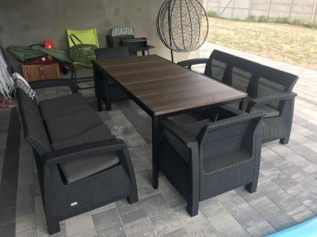 Meble ogrodowe na taras dla 8 osób, 2 sofy, 2 fotele, stół 200cm z drewnianym blatem Meblobranie CFM Plus grafit