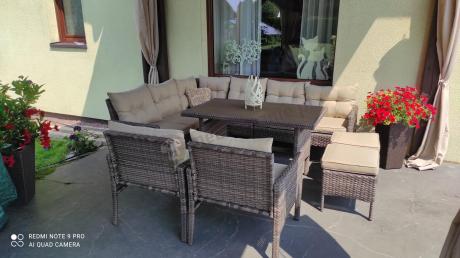 Meble ogrodowe narożne technorattanowe z dwoma fotelami i stołem polywood - Perata Corner Brown
