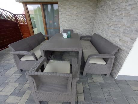 Meble ogrodowe obiadowe Corfu Fiesta Max Cappuccino