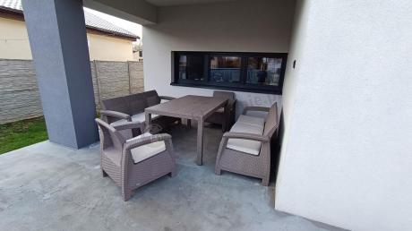 Meble ogrodowe obiadowe Corfu Fiesta Max Cappuccino