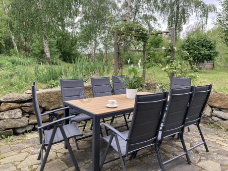 Meble ogrodowe obiadowe ze stołem 180cm i składanymi krzesłami - Kanbery Wood Antracite 8+1