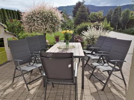 Meble ogrodowe obiadowe ze stołem 180cm i składanymi krzesłami - Kanbery Wood Antracite 8+1