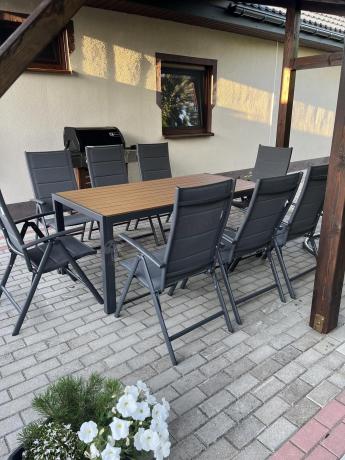 Meble ogrodowe obiadowe ze stołem 180cm i składanymi krzesłami - Kanbery Wood Antracite 8+1