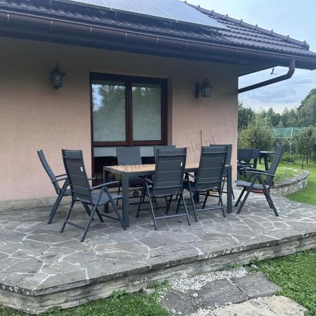 Meble ogrodowe obiadowe ze stołem 180cm i składanymi krzesłami (7 pozycji) - Kanbery Wood Antracite 8+1