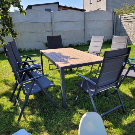 Meble ogrodowe obiadowe ze stołem 180cm i składanymi krzesłami (7 pozycji) - Kanbery Wood Antracite 8+1
