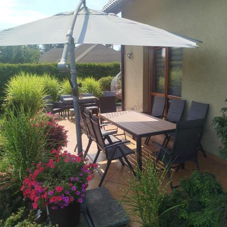 Meble ogrodowe obiadowe ze stołem 180cm i składanymi krzesłami (7 pozycji) - Kanbery Wood Antracite 8+1