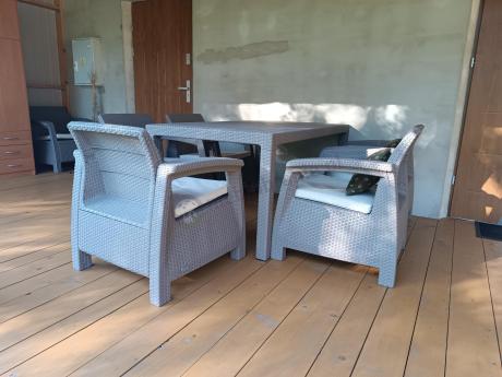 Meble ogrodowe z 6 fotelami i stołem obiadowym CM6 Cappuccino